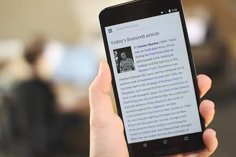Illustration of a browser window turning into a phone app